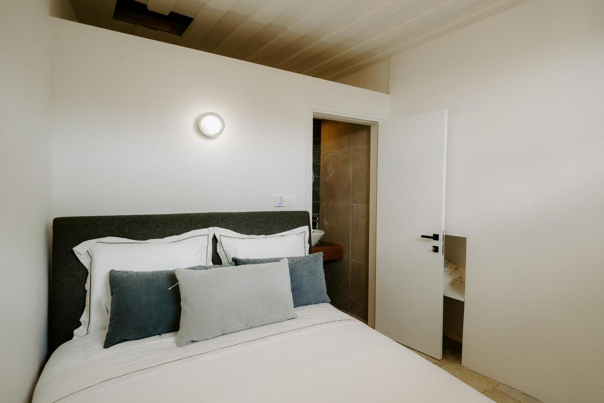 Smaragda'S Guest Rooms Limassol Exterior photo