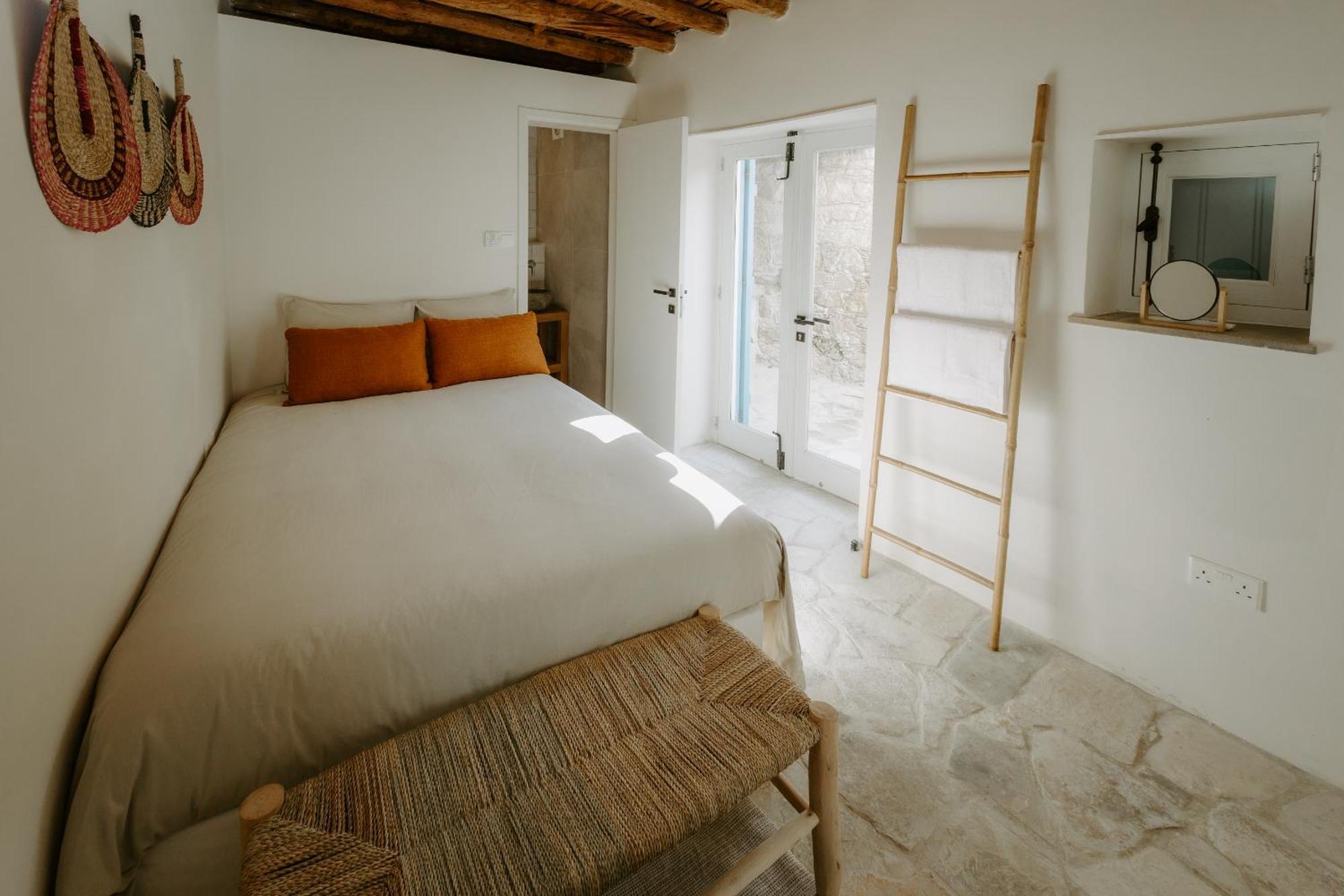 Smaragda'S Guest Rooms Limassol Exterior photo